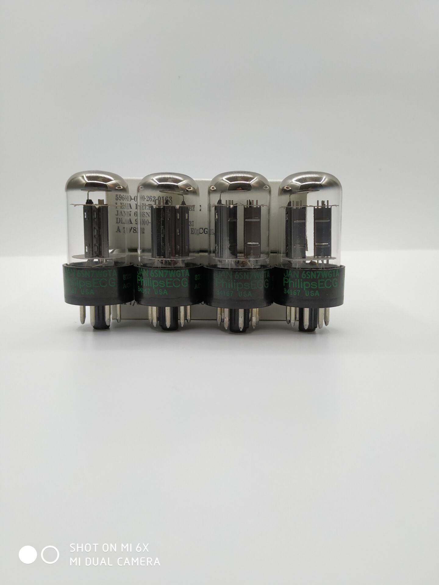 New Phillips Filip 6SN7 CV181 6N8P 5692 6N8P vacuum tube