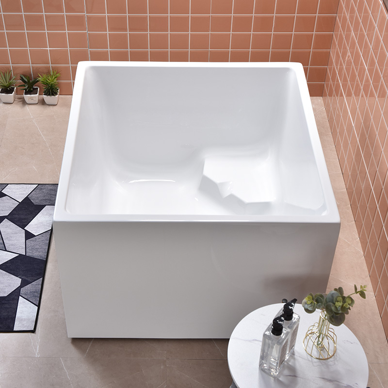 Small family type square bathtub Japanese style independent acrylic deepened for adults Home Sitting Bubble Bathtubs