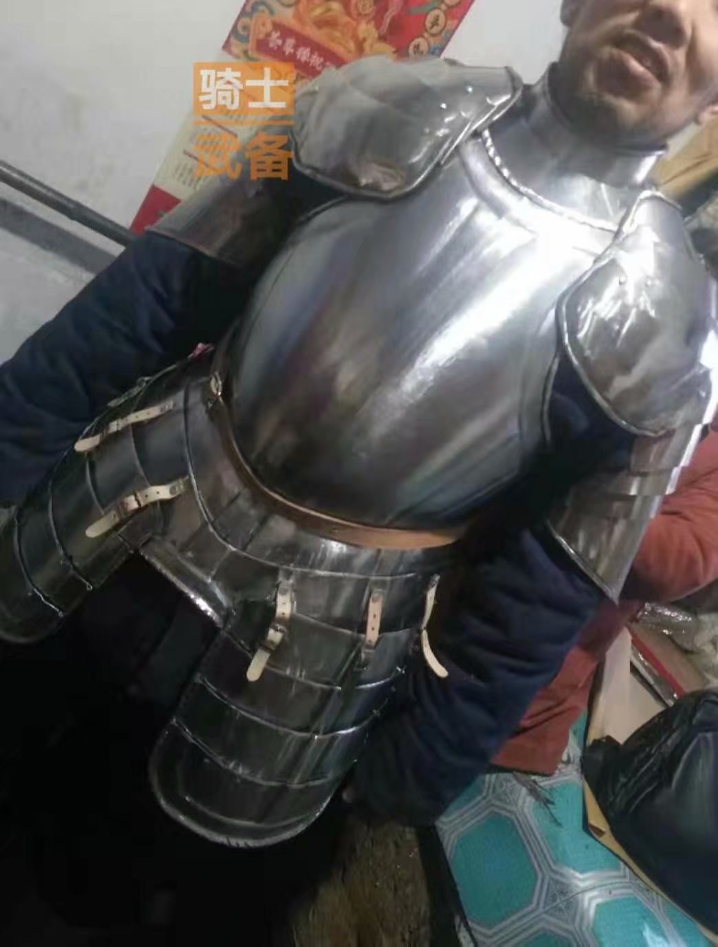 Conquerors Three-type board A small suit of European rider board A