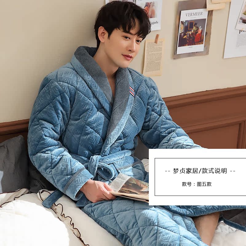 Nhung nhung ba lớp chần cộng với nhung dày áo choàng nam mùa đông trung niên ấm áp nam XL mùa đông cộng với phần dài váy ngủ nữ