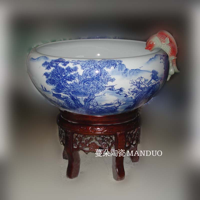 Blue and white landscape fountain water cycle of jingdezhen porcelain hand - made porcelain fountain landscape aquarium fish tank real wood