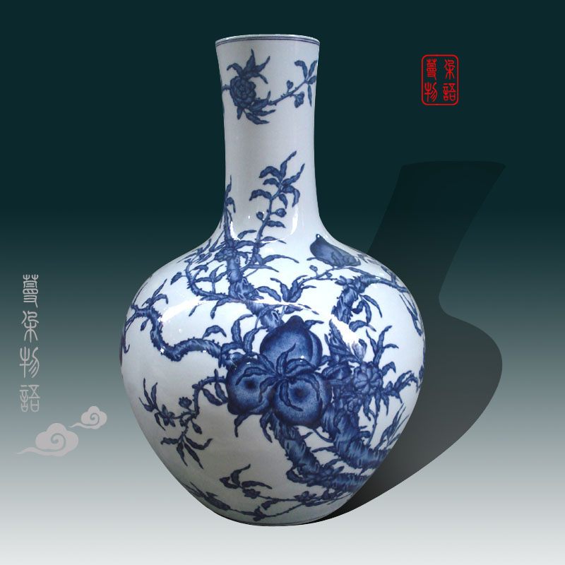 Jingdezhen fine high copy qianlong imperial style of high - grade bats celestial peach peach porcelain porcelain vase