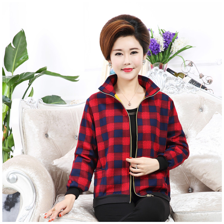Phụ nữ trung niên áo ngắn mùa xuân và mùa thu mẹ mới cộng với áo len nhung áo len nữ trung niên áo khoác giản dị mẫu áo dạ ngắn đẹp 2021