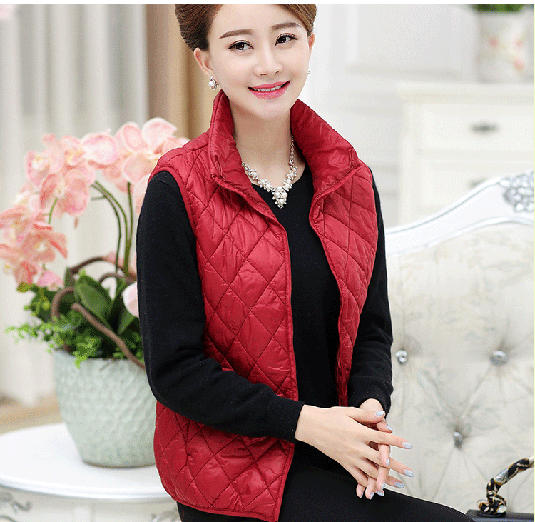 Áo vest nữ trung niên cỡ lớn Quần áo nữ trung niên cotton mùa thu và mùa đông vest mỏng phần ngắn áo khoác mẹ xuống mẫu đầm trung niên đẹp nhất hiện nay