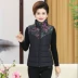 Mùa thu và mùa đông nữ trung niên xuống áo vest cotton ấm áp vest ngắn vai trung niên mẹ với quần áo cotton cỡ lớn không tay áo gió nữ Áo vest
