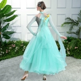 Соревнования по современным танцевальным соревнованиям New Malph Dance Dance National Standard Dance Performing High -End Waltz Dance Services