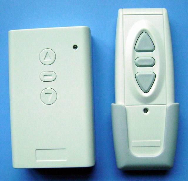 Projection screen dedicated remote control