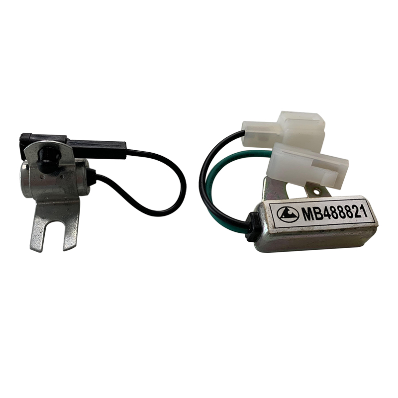 Adapted Mitsubishi Cheetah V31 Black Diamond Flyover engine Upper capacitive resistive static noise filter Noise tuning