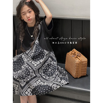 South Korean childrens dress girl dress with dress and summer dress new dress 2024 Children short sleeves Retro fake two braces skirts