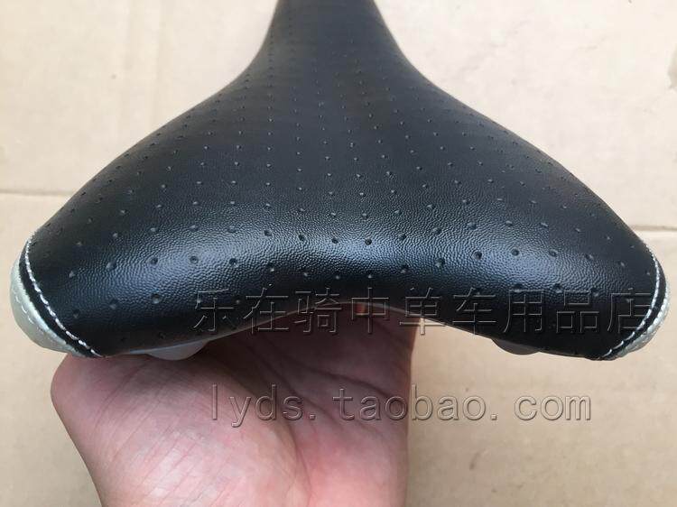 Selle de vélo GIANT - Ref 2359780 Image 7