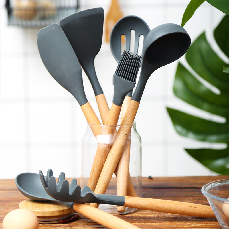 Wooden handle long handle scraper large high temperature resistant cream spatula cake mixing shovel knife baking tool scraper