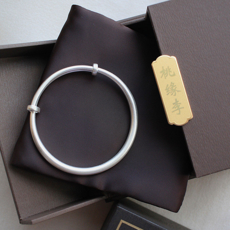 Free lettering 9999 ancient method to pass on the bracelet foot silver pure silver Classic aperture Two rejoice with baby green bracelet