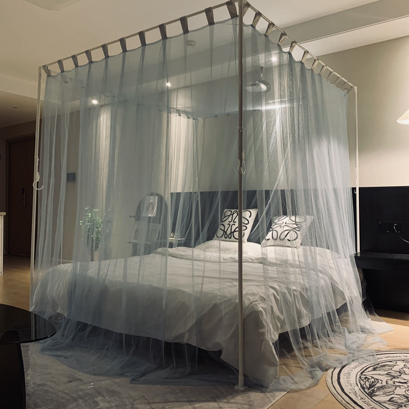 Old fashioned four-column palace ground floor Three doors Princess Single sand wearing pole Southeast Asia 1 2 m Single 1 8 Double mosquito nets-Taobao