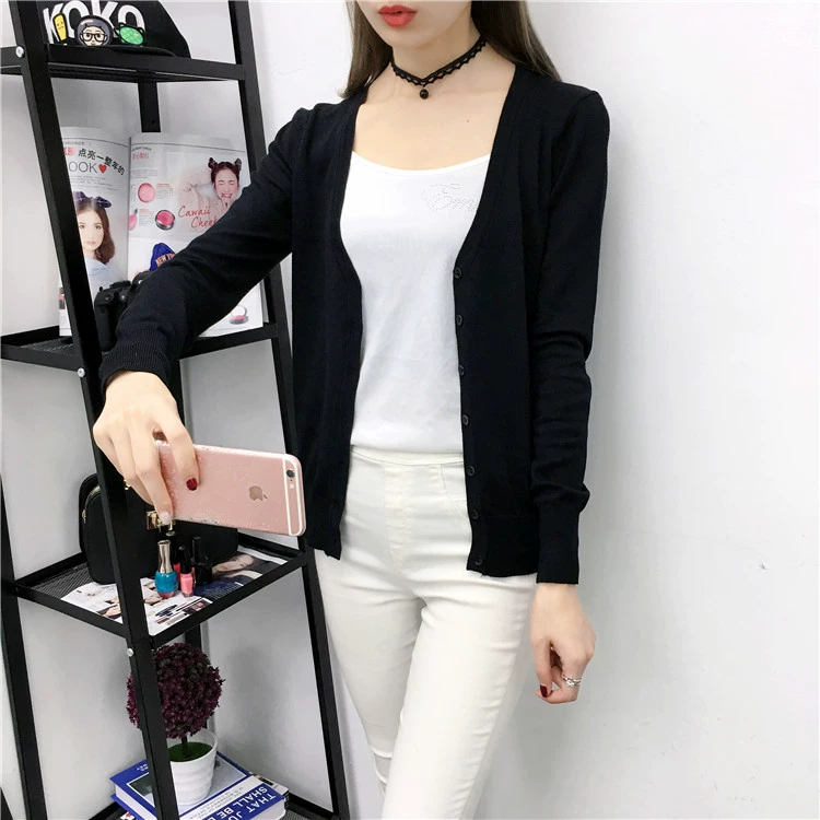 Áo len dệt kim mùa xuân và áo len nữ áo len điều hòa không khí bên ngoài áo dài tay cổ chữ V mỏng ngắn mùa hè mỏng