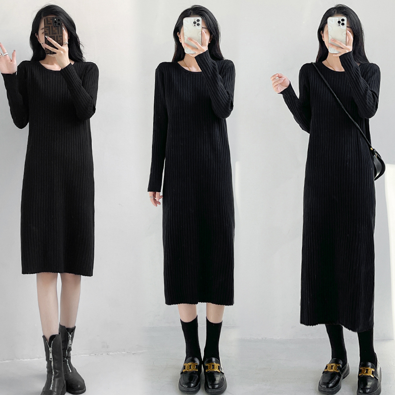 Autumn and Winter Black Mid-Length Loose Sweater Dress for Women, Base Layer Dress to Wear with a Coat, Over-The-Knee Knitted Dress