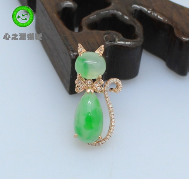 (Xing Family Workshop) Emerald Kitten Pendant Personality Custom K Gold Inlays 101797