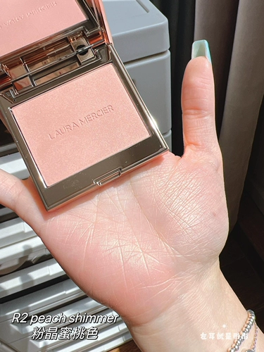 Дайте румяной кистью!Laura Mercier/Rolla LM Blush Ginger/Chai/Bellini/Rose