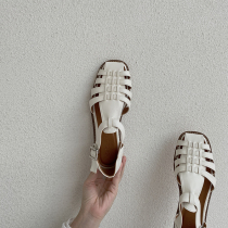 Sandals 2021 New womens summer lined with student retro hollowed-out Baotou coarse and retro Roman sandals