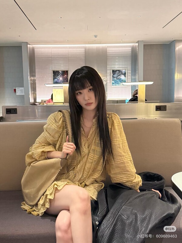 Jiang Seulgi's Same Style 2026 Spring/Summer French-Style Yellow Drawstring Waist Floral Lace Shoulder Shirt with Ruffle Skirt Pants