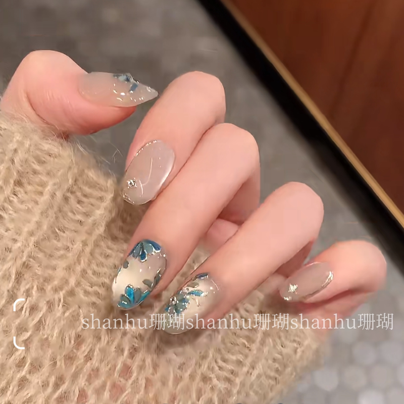 Lu Qinghua Wearable Nails Short Style Floral Pattern Nude Color Handmade Detachable Nail Art Light Luxury High-End Feel Brightening