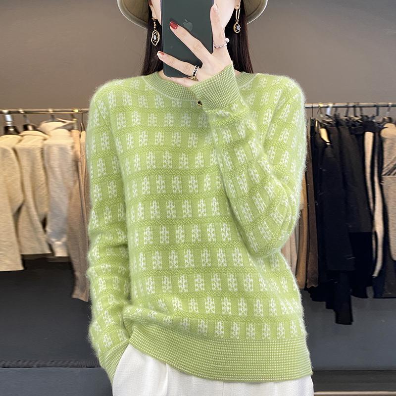 2024 Autumn/Winter New Pure Wool Round Neck Versatile Women's Loose Crochet Hollow Out Color-Block Sweater in a Lazy Style 2024 Autumn/Winter New Pure Wool Round Neck Versatile Women's Loose Crochet Hollow Out Color-Block Sweater in a Lazy Style