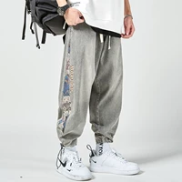 Мыть серого цвета