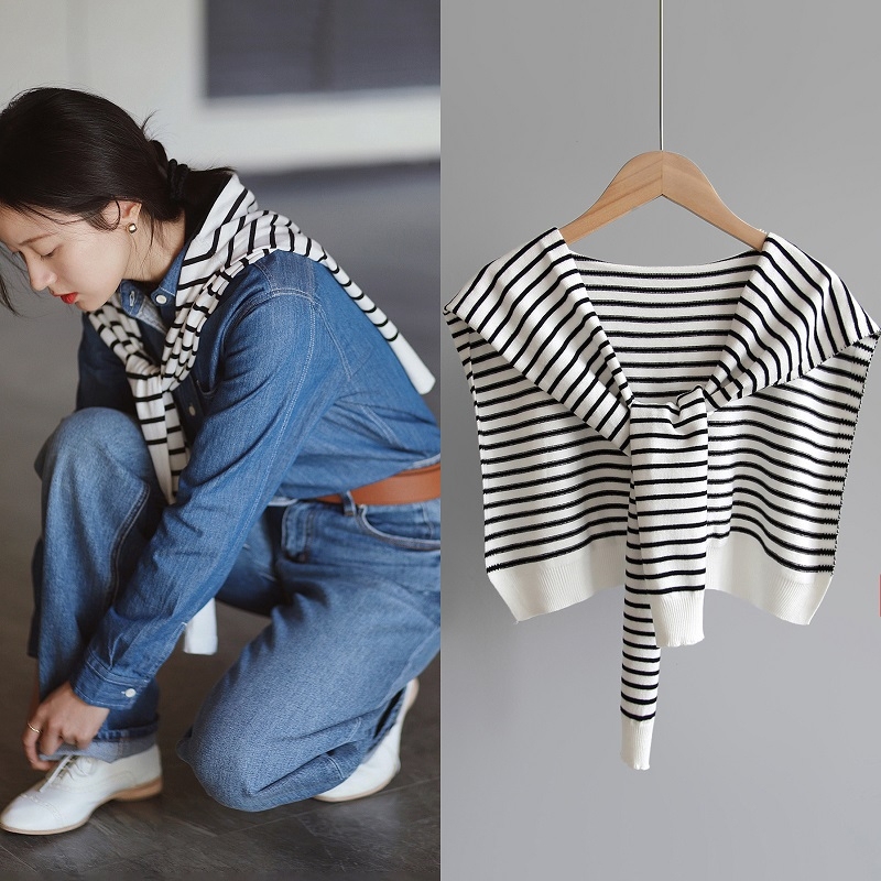 Classic Striped Shawl for Women, Versatile for Spring and Autumn, Decorative Fake Collar, Shoulder Wrap for Air-Conditioned Rooms, Multi-Functional Scarf