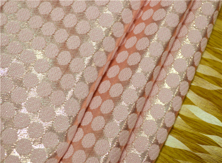 Quyến rũ điểm sóng cao cấp nhập khẩu hồng dây sáng đôi vải jacquard điểm làn sóng thời trang váy phù hợp với váy - Vải vải tự làm vải cotton giấy