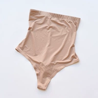 Кожа -розокорированные стринги не будут возвращены