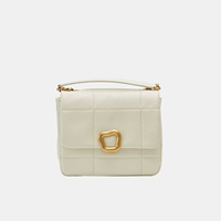 Молоко белое_медиум. Хлебколатный хлеб