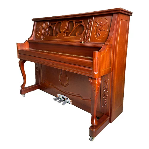 Обнаружение новичков, играющих в вертикальные пианино детей