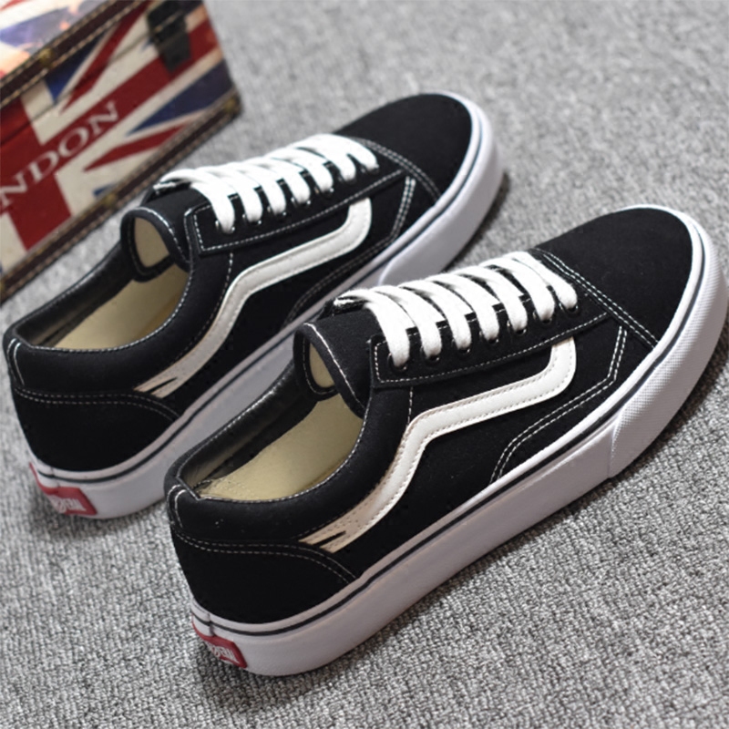 2022 spring new ulzzang black canvas shoes men and women Korean version couple casual shoes lace up Hong Kong style sneakers