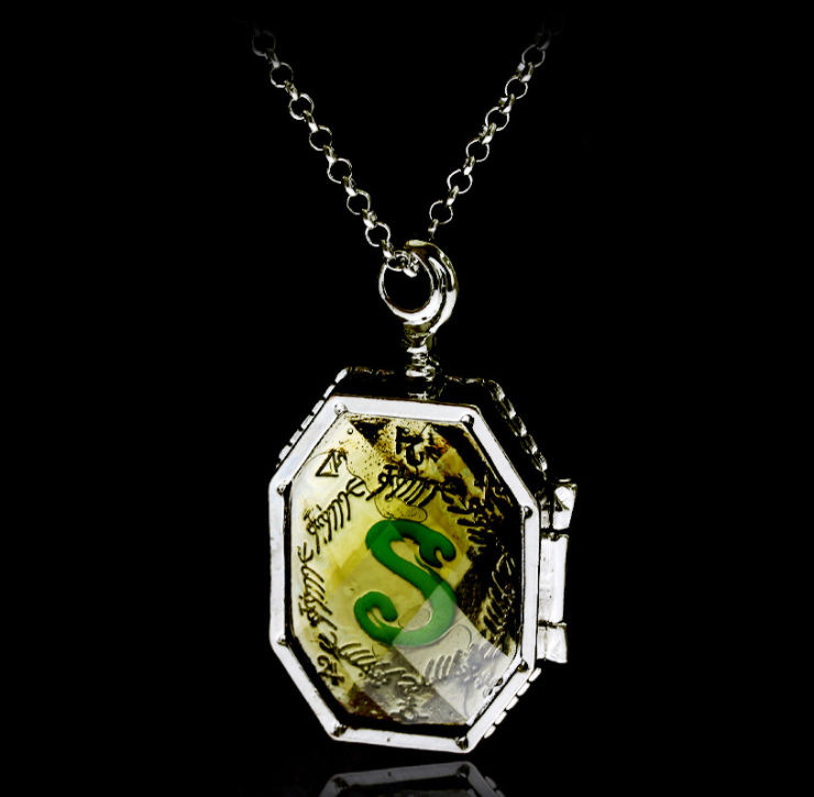 Harry Potter peripheral Horcrux Slytherin box retro necklace openable pendant keychain creative gift