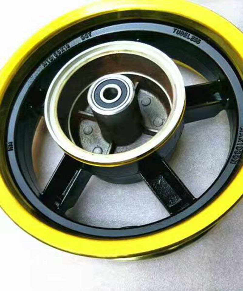 Gió xuân 125 accessories phụ kiện xe máy / CF125 bánh sau bánh trước giá lốp xe lead bánh sau