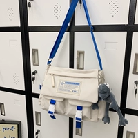 Белая подвеска