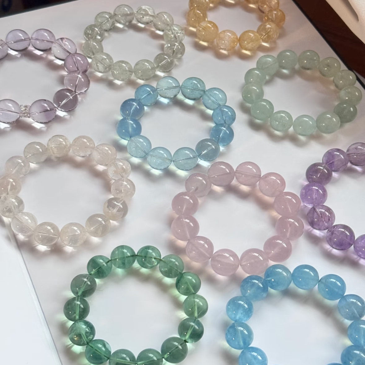 シトリン、ボリビア産アメジスト、ブラックゴールド、スーパートルマリン、ゴールデンサンストーン、アマゾナイト、ラビットヘアストーン、ゴールドラックストーン、ブルームーンストーン