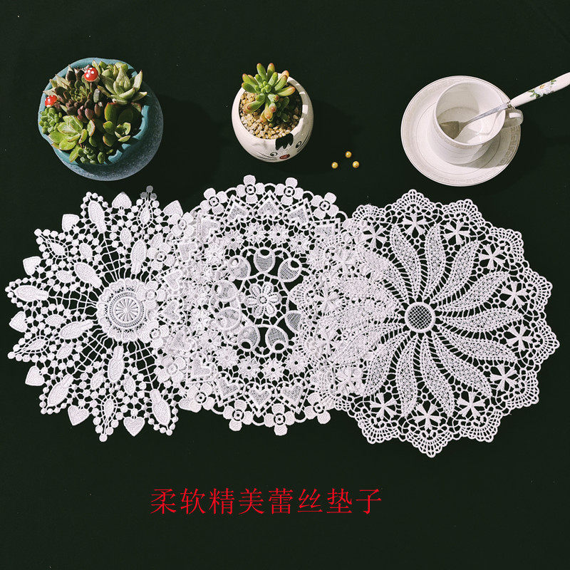 Delicate and soft fine milk silk white lace vase cushion cup cushion heat insulation cushion table cushion European style round bowl cushion