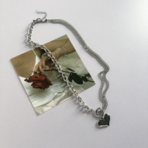 Retro punk European and American ins blogger heart-shaped love pendant exaggerated chain asymmetric Earth cool necklace choker