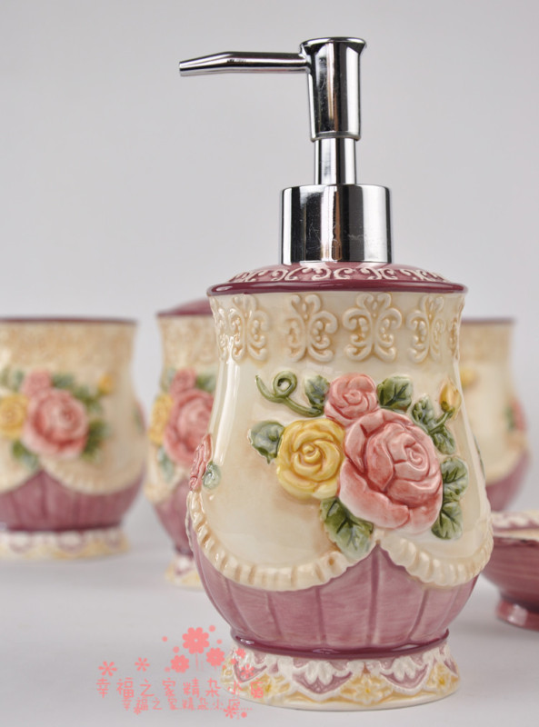 European-Style Victorian Ceramic Bathroom Set and Home Decor Accessories for the Family