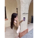 Джилл Большой Сестра Ева Деликатная текстура полная шерстяная ошейная квадратная квадратная воротника Слим -шлифт