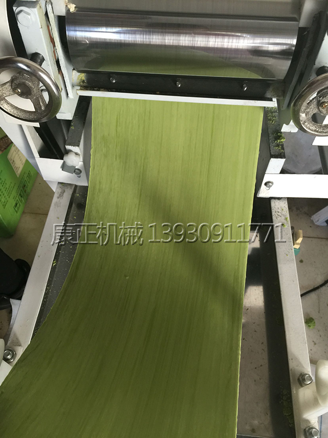 用面條機做彩色面条效果