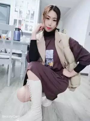 Everyone gives Bi Xin Meimei's praise. People buy a home show. It's really cold.