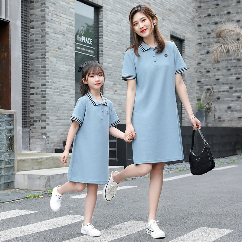 Different parent - child T - shirt 2022 new mothers and daughters dress baby cartoon embroidered short - sleeve Polo skirt