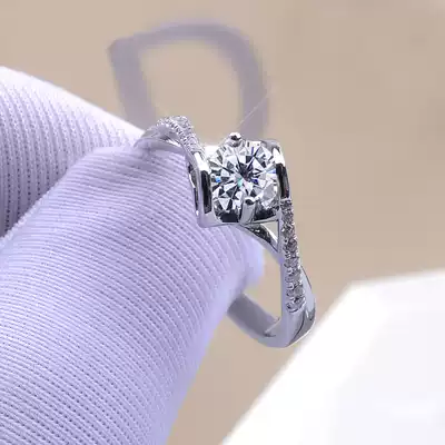 Diamond ring Women 1 karat Chow Tai Fook PT950 platinum angel's kiss ring real diamonds platinum wedding engagement ring
