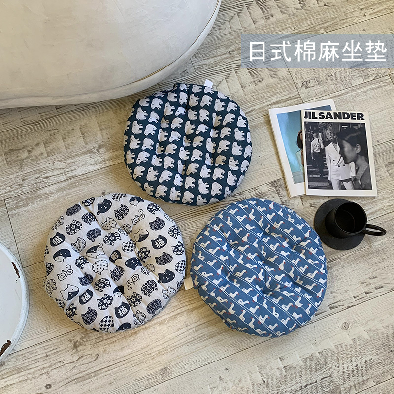 Ins Japanese-style cotton and linen thickened cushion tatami soft student sedentary cushion cartoon cat duck fart cushion