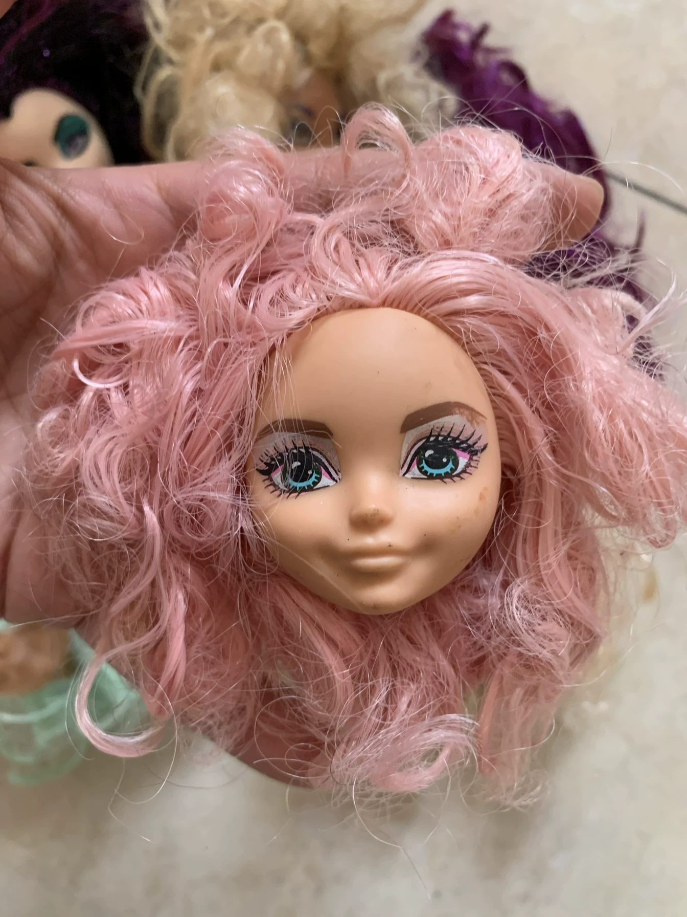 Набор туловищ для кукол (Monster High) в ассортименте — прозрачные и цветные запасные тела, разные образы