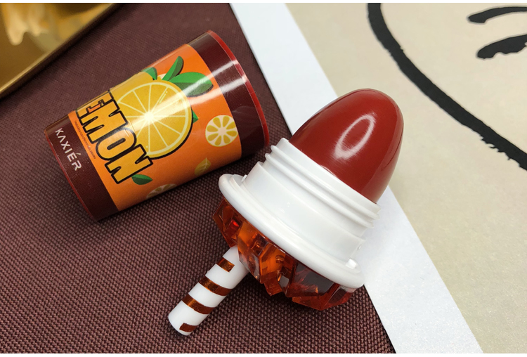 Girly dễ thương uống cola chai hình dạng son môi rỉ sét đậu đỏ dán dưỡng ẩm - Son môi 3ce childlike