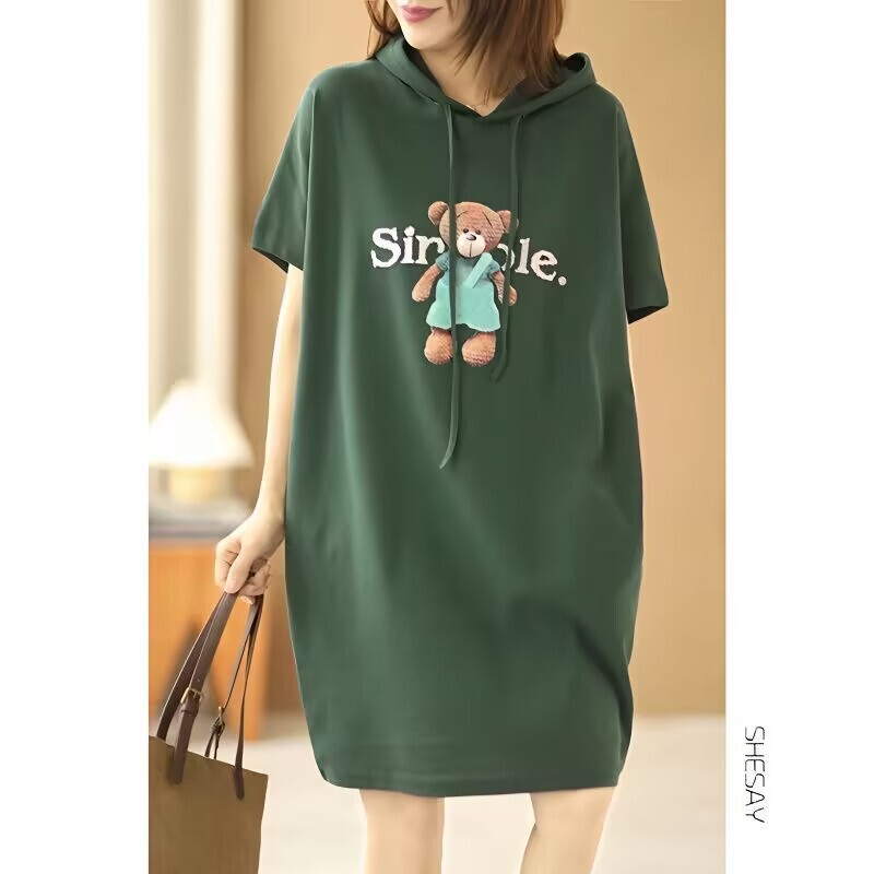 2025 Summer New Style Bear Print Short-Sleeve Hooded Dress for Women, Loose Plus Size Casual T-Shirt Dress, Tummy-Covering Mid-Length Dress 2025 Summer New Style Bear Print Short-Sleeve Hooded Dress for Women, Loose Plus Size Casual T-Shirt Dress, Tummy-Covering Mid-Length Dress
