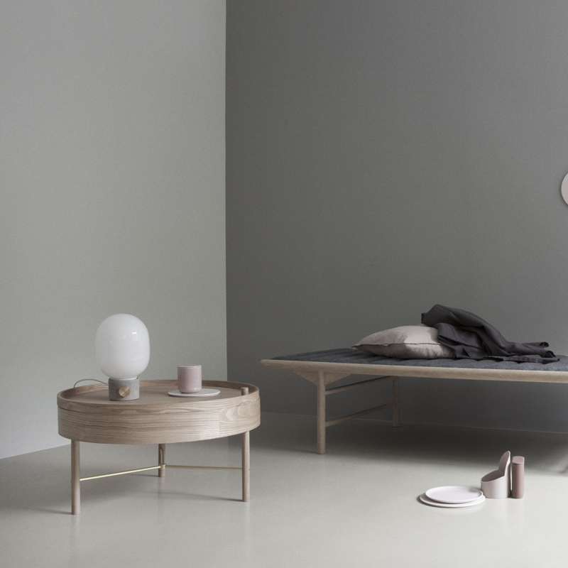 Nordic designer creative simple solid wood coffee table Japanese style rotating round personality living room small apartment side table