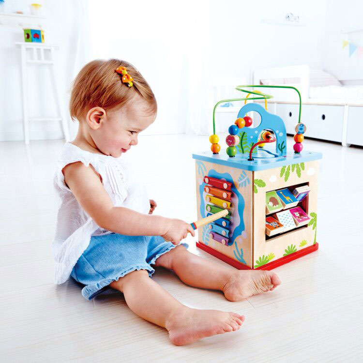 Hape Happy Farm Beaded Children's Baby Beaded Treasure Box Baby Educational Toy Wooden Early Education Game Box